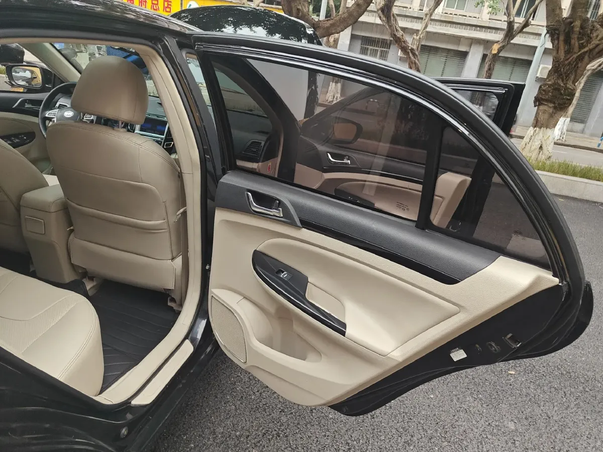 2012 BYD SuRui 1.5L 109HP L4 5MT,autocango,china used car exporter,china ev exporter,chinese used car exporter,chinese used ev exporter