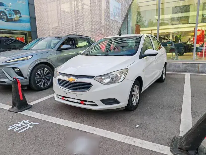 2015 Chevrolet Sail 1.3L 103HP L4 5MT