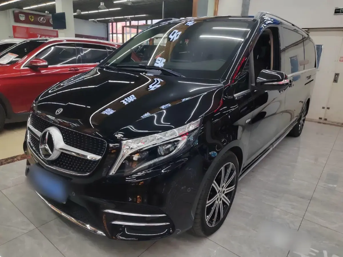 2021 Mercedes-Benz V Class 2.0T 211HP L4 9AT