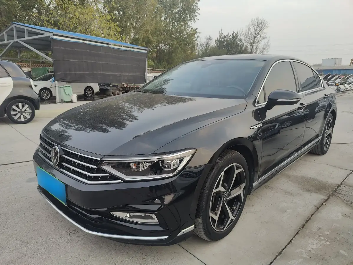 2023 Volkswagen Magotan 2.0T 186HP L4 7DCT