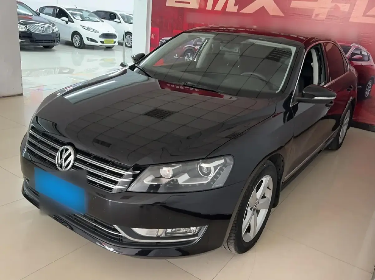 2015 Volkswagen Passat 1.8T 160HP L4 7DCT