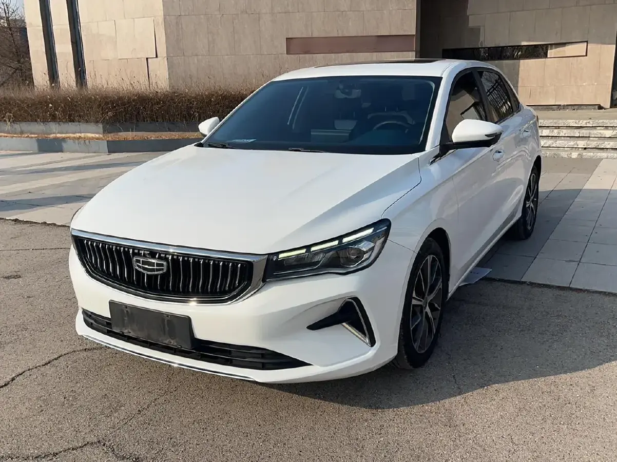 2022 Geely Emgrand 1.5L 114HP L4 CVT