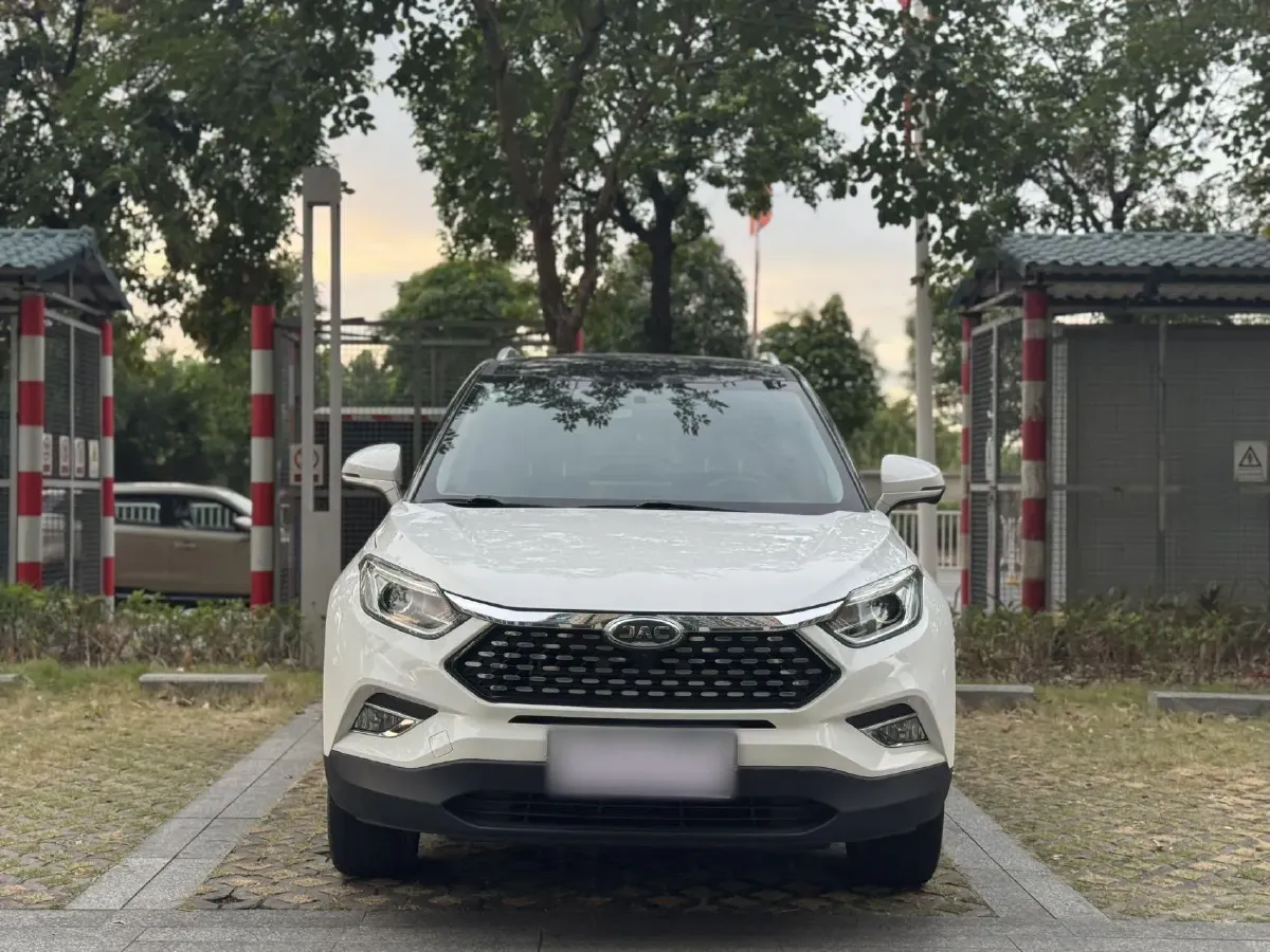 2019 JAC Refine S4 1.6L 120HP L4 CVT,autocango,china used car exporter,china ev exporter,chinese used car exporter,chinese used ev exporter