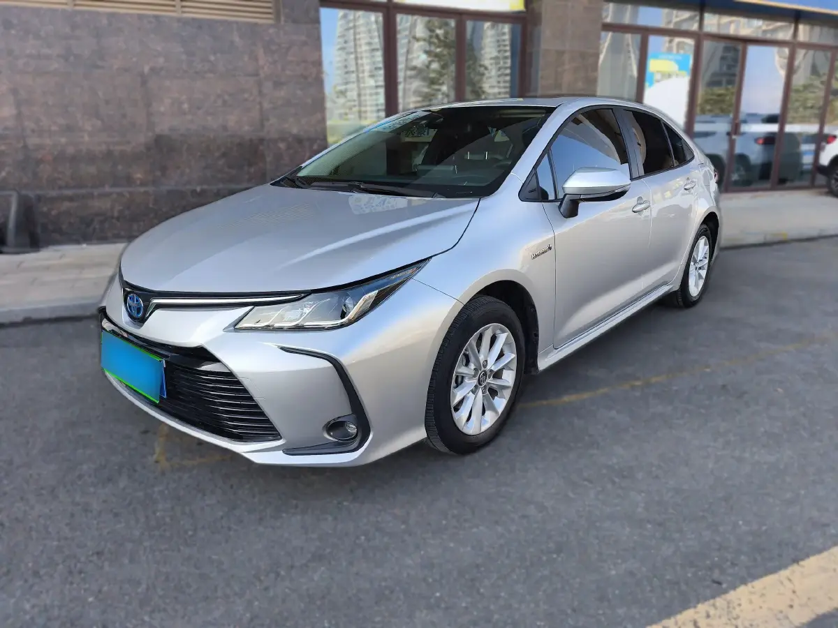 2021 Toyota Corolla 1.8L 98HP L4 E-CVT Hybrid
