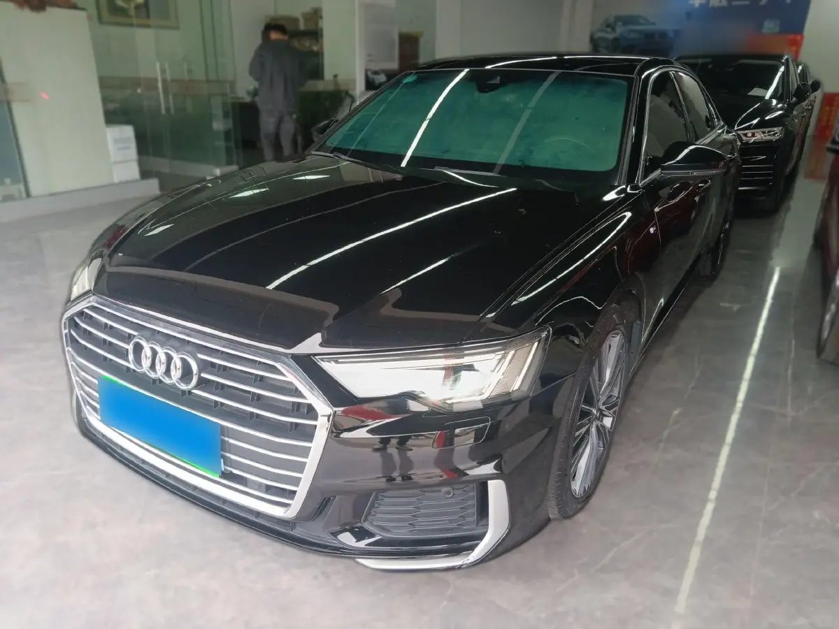 2020 Audi A6L 2.0T 190HP L4 7DCT