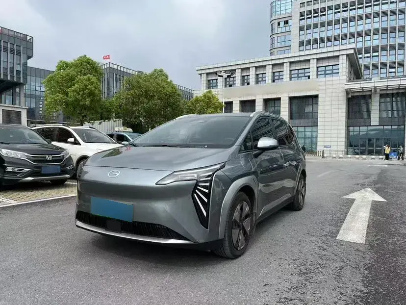 2023 Aion Y BEV 51.9KWH