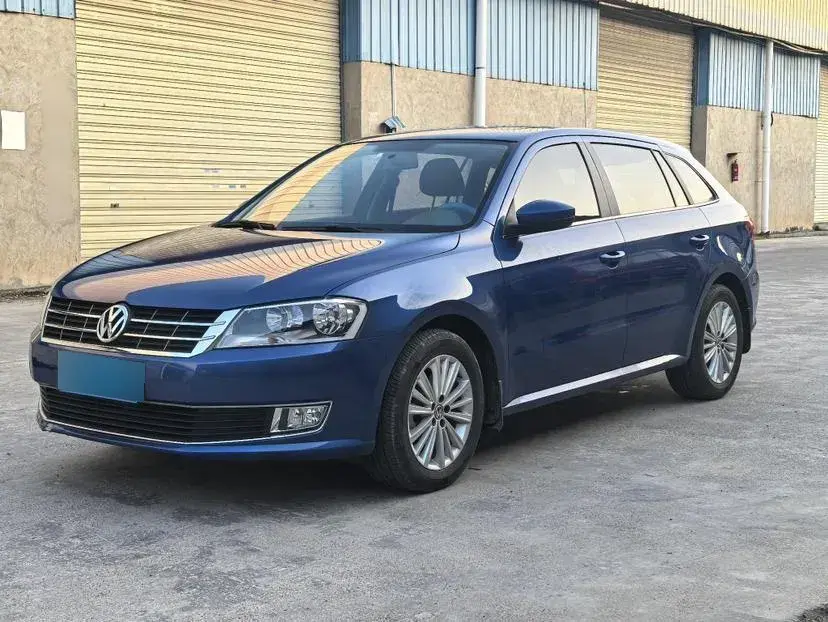 2013 Volkswagen Gran Lavida 1.6L 110HP L4 6AT