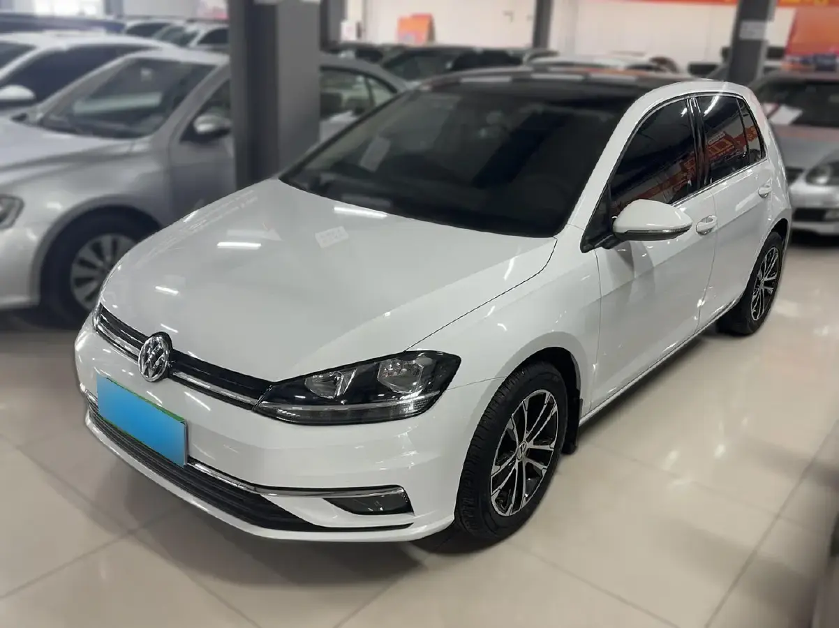 2018 Volkswagen Golf 1.6L 110HP L4 6AT