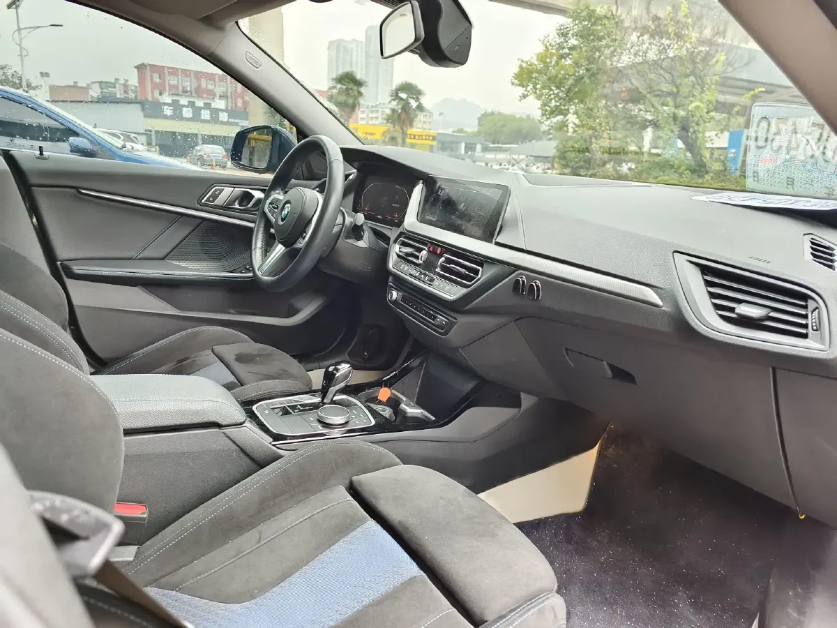 2021 BMW 2 Series 2.0T 192HP L4 7DCT,autocango,china used car exporter,china ev exporter,chinese used car exporter,chinese used ev exporter