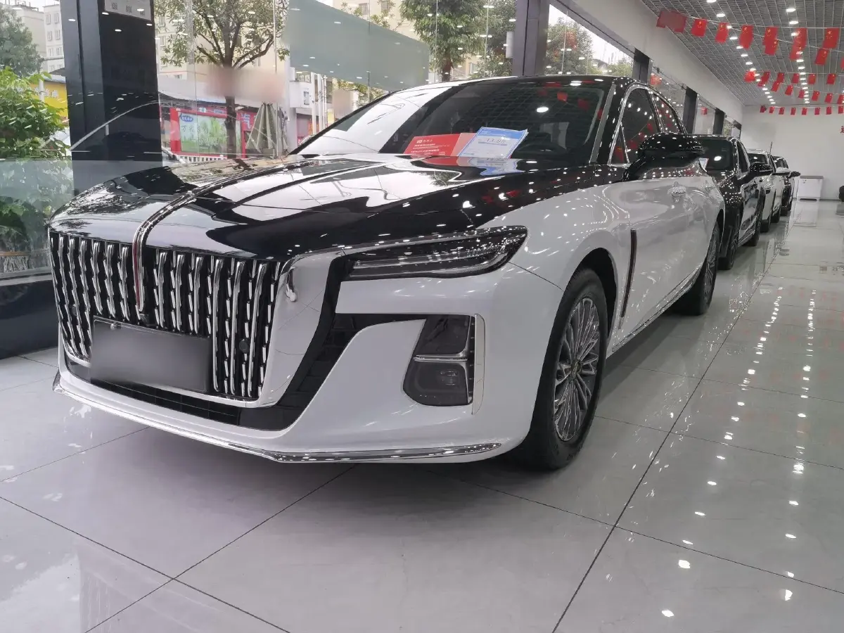 2023 HongQi H5 2.0T 224HP L4 8AT