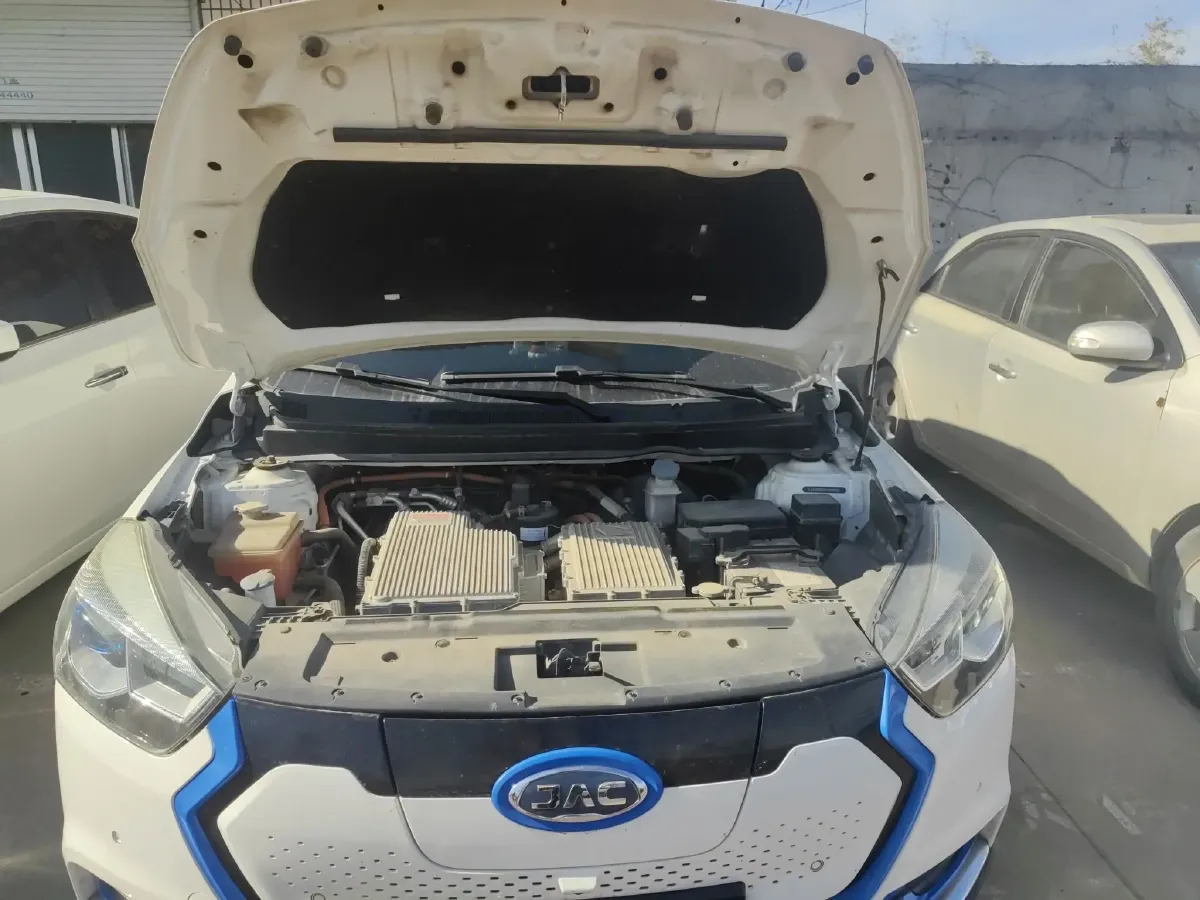 2017 JAC iEV7S BEV 39KWH,autocango,china used car exporter,china ev exporter,chinese used car exporter,chinese used ev exporter