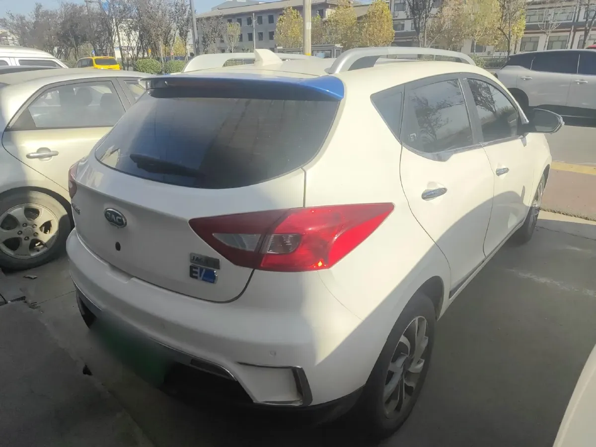 2017 JAC iEV7S BEV 39KWH,autocango,china used car exporter,china ev exporter,chinese used car exporter,chinese used ev exporter
