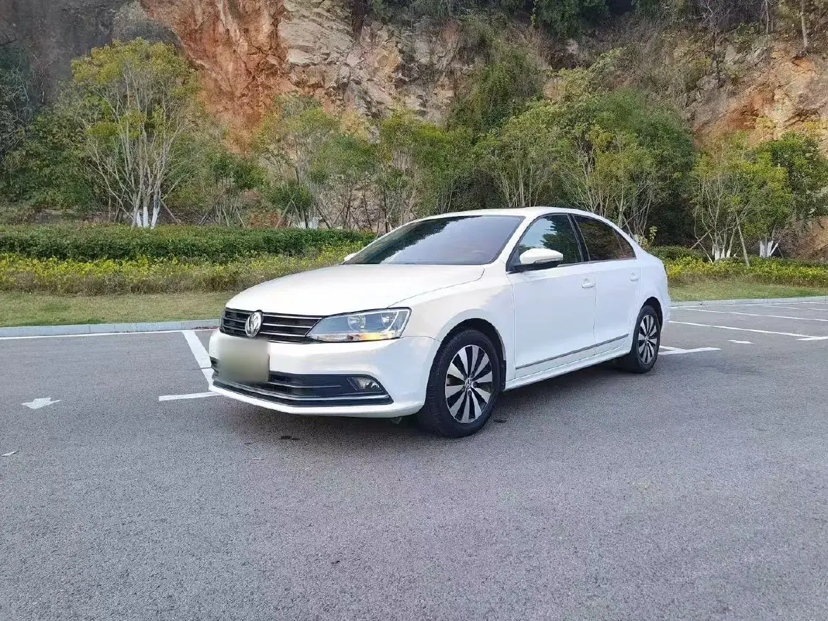 2018 Volkswagen Sagitar 1.6L 110HP L4 6AT