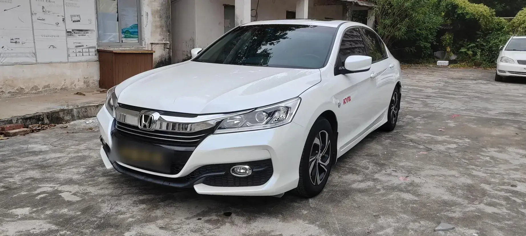 2015 Honda Accord 2.0L 155HP L4 CVT