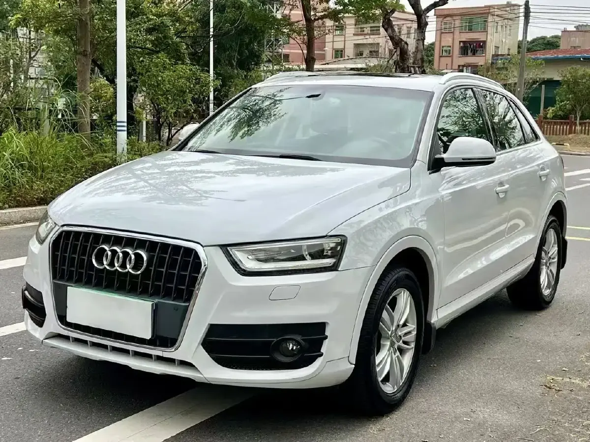 2015 Audi Q3 2.0T 170HP L4 7DCT