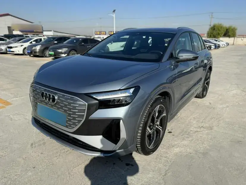 2022 Audi Q4 e-tron BEV 84.8KWH