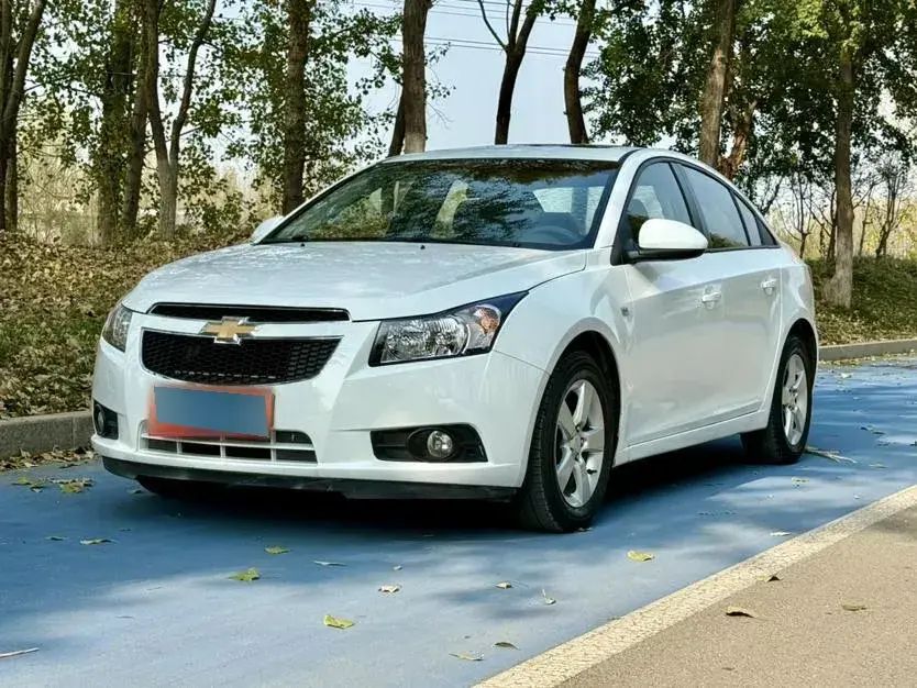 2013 Chevrolet Cruze 1.8L 147HP L4 6AT