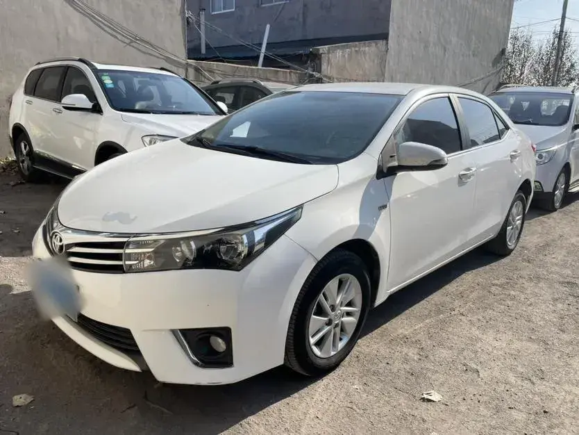 2014 Toyota Corolla 1.6L 122HP L4 CVT