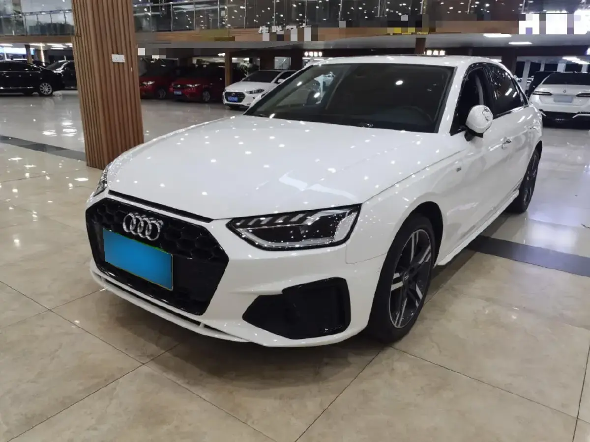 2020 Audi A4L 2.0T 190HP L4 7DCT