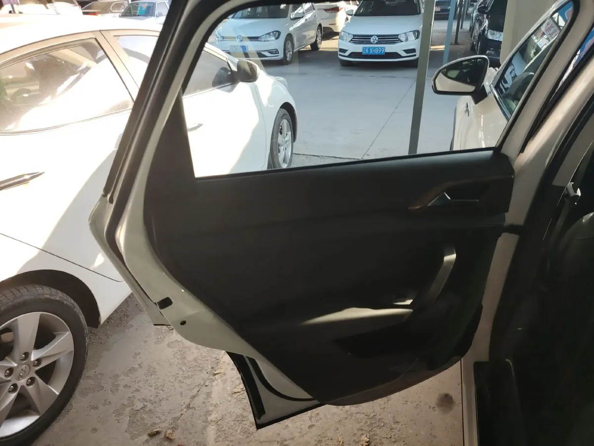 2021 Volkswagen Tharu 1.4T 150HP L4 7DCT,autocango,china used car exporter,china ev exporter,chinese used car exporter,chinese used ev exporter