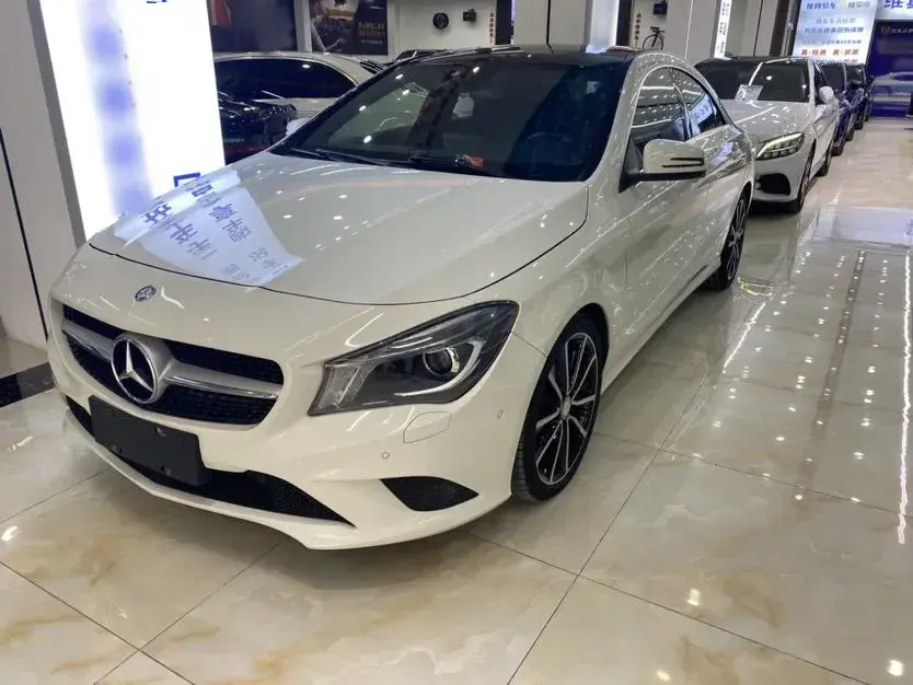 2016 Mercedes-Benz CLA Class 1.6T 156HP L4 7DCT