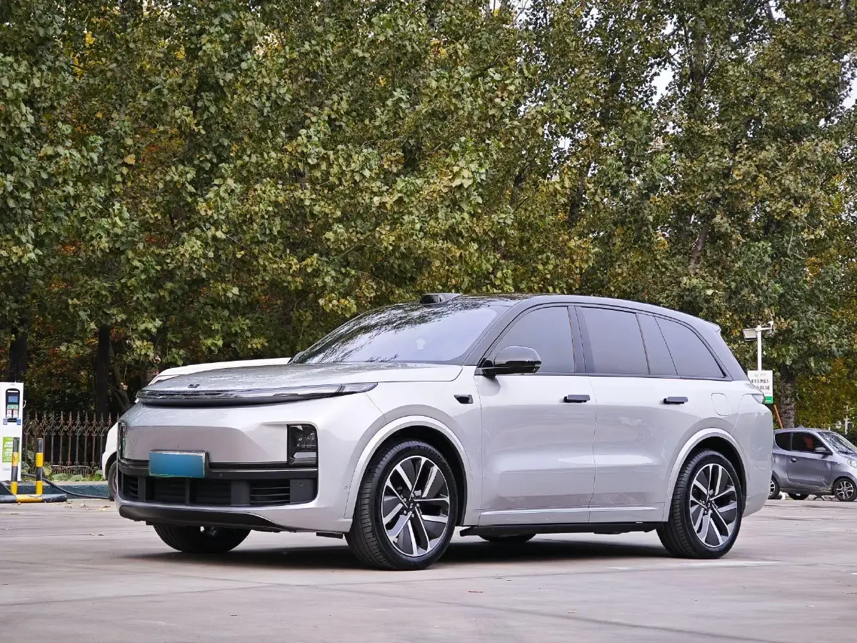 2023 Li L8 Range Extended 154HP REEV 40.9KWH