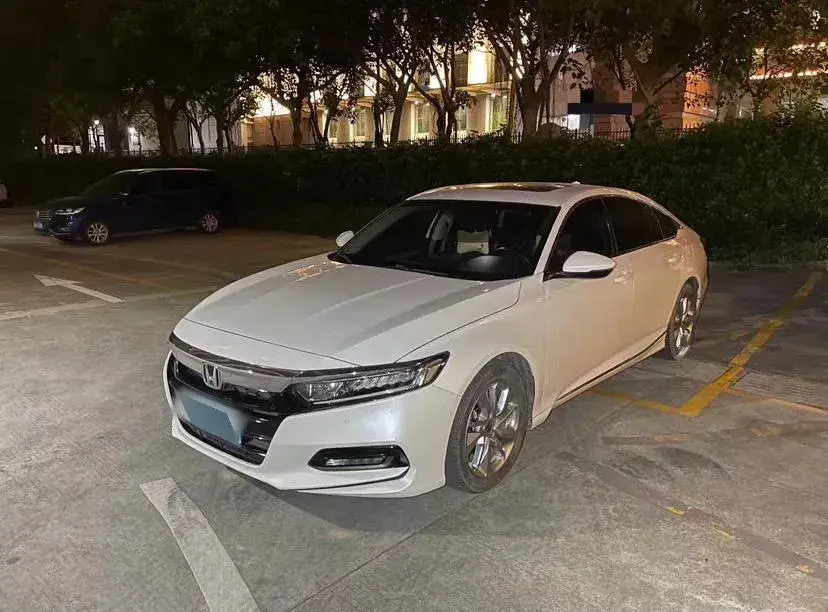 2016 Honda Accord 2.0L 155HP L4 CVT