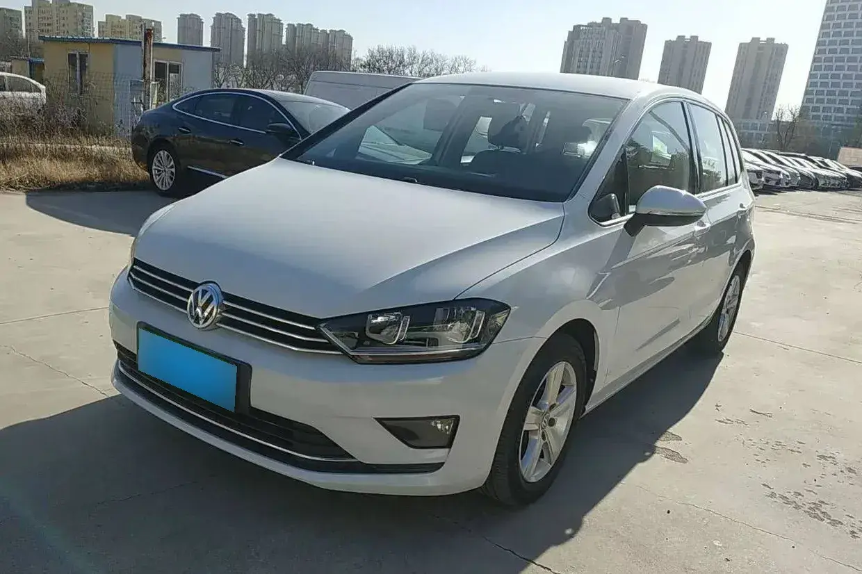 2018 Volkswagen Golf Sportsvan 1.6L 110HP L4 6AT