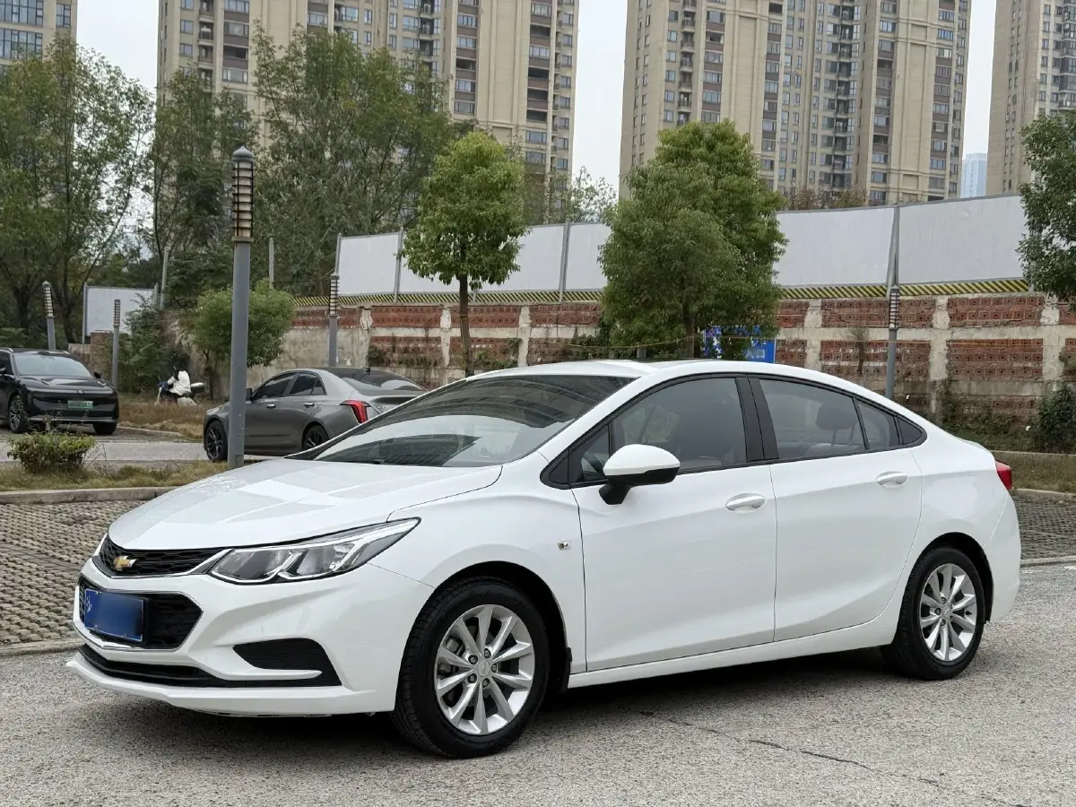 2018 Chevrolet Cruze 1.5L 114HP L4 6AT