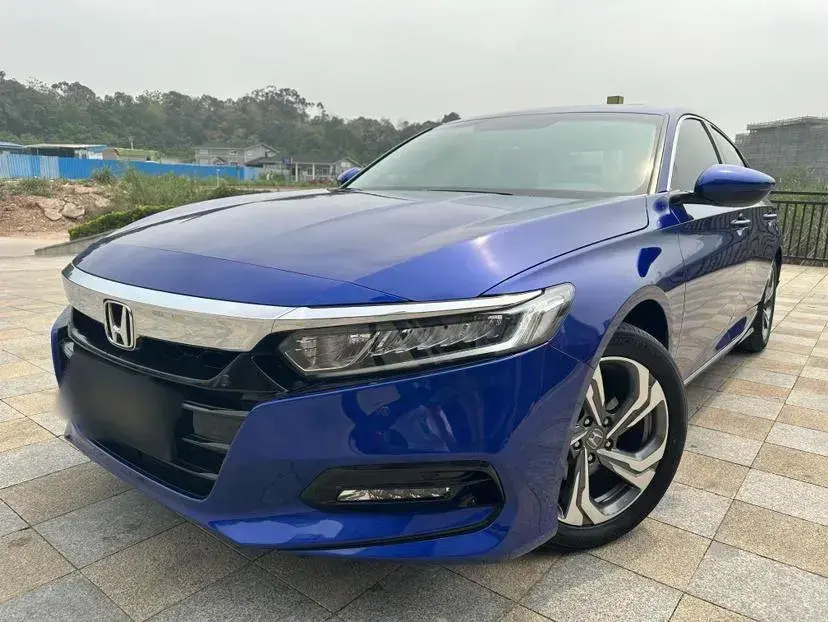 2018 Honda Accord 1.5T 194HP L4 CVT