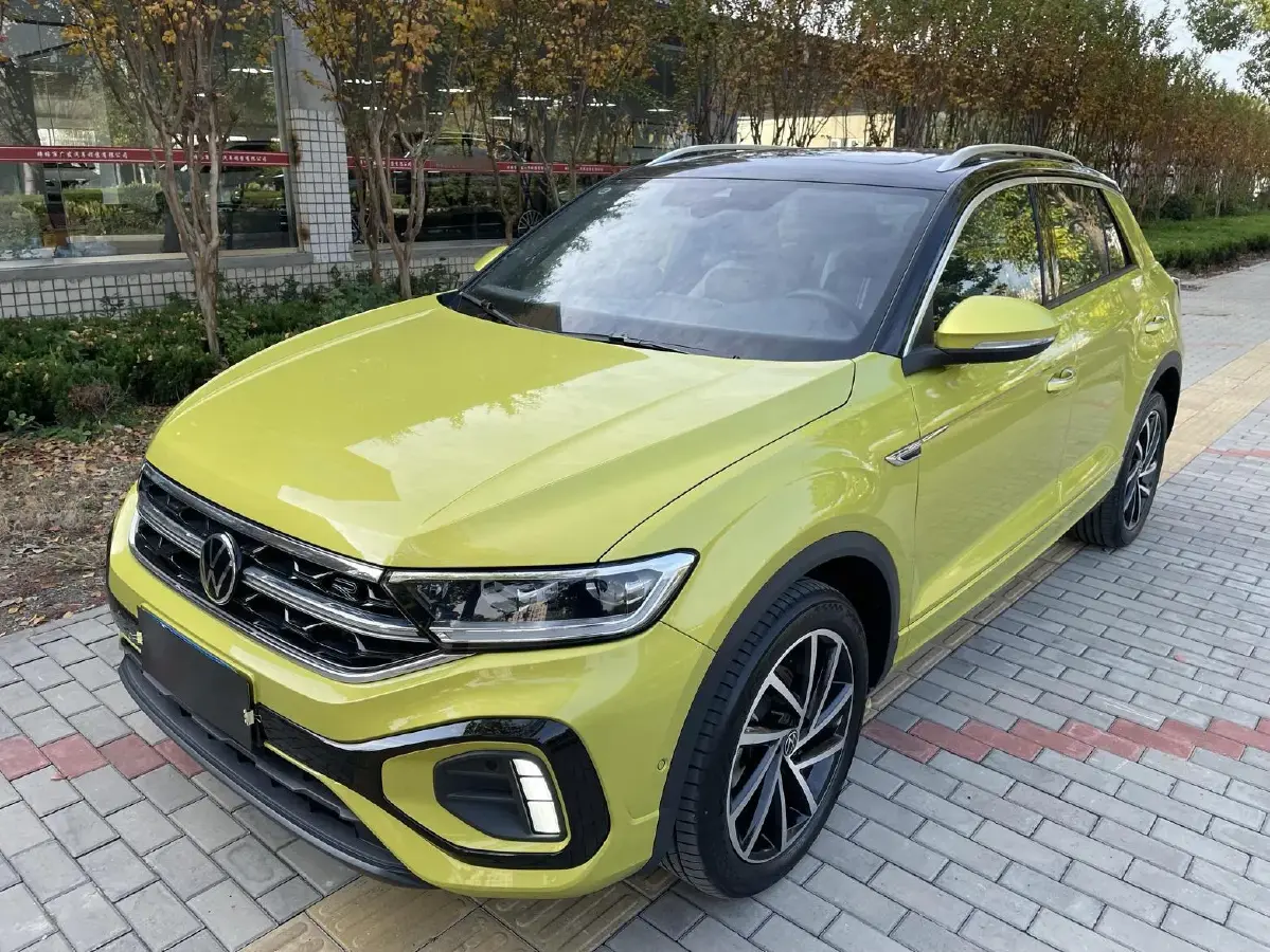 2023 Volkswagen T-Roc 1.5T 160HP L4 7DCT