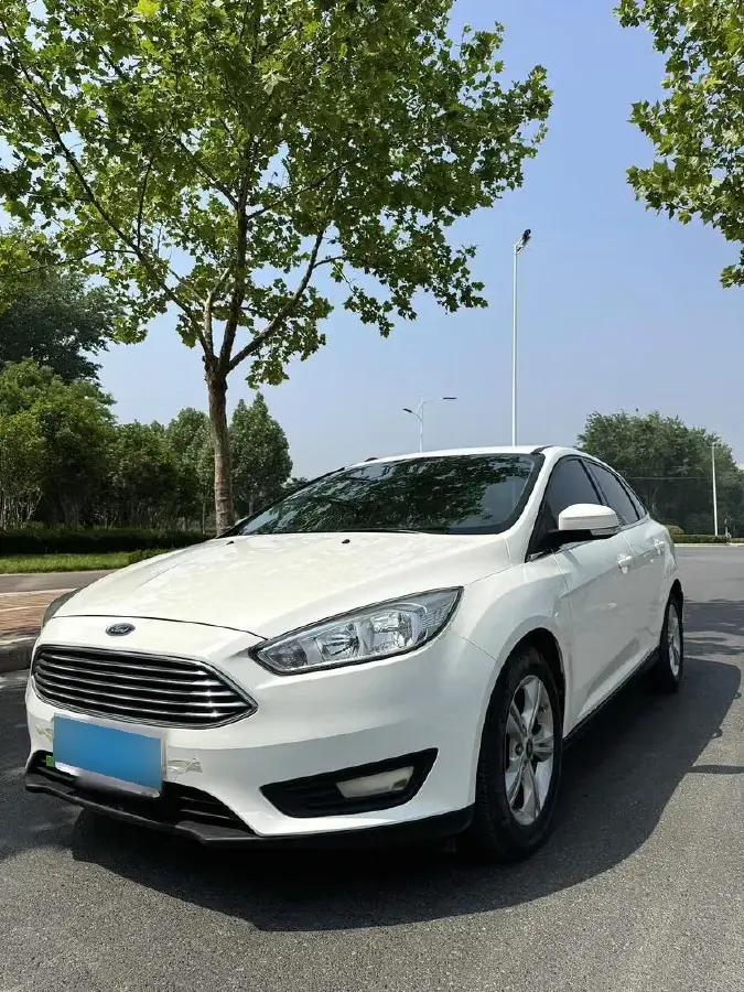 2018 Ford Focus 1.6L 125HP L4 6DCT