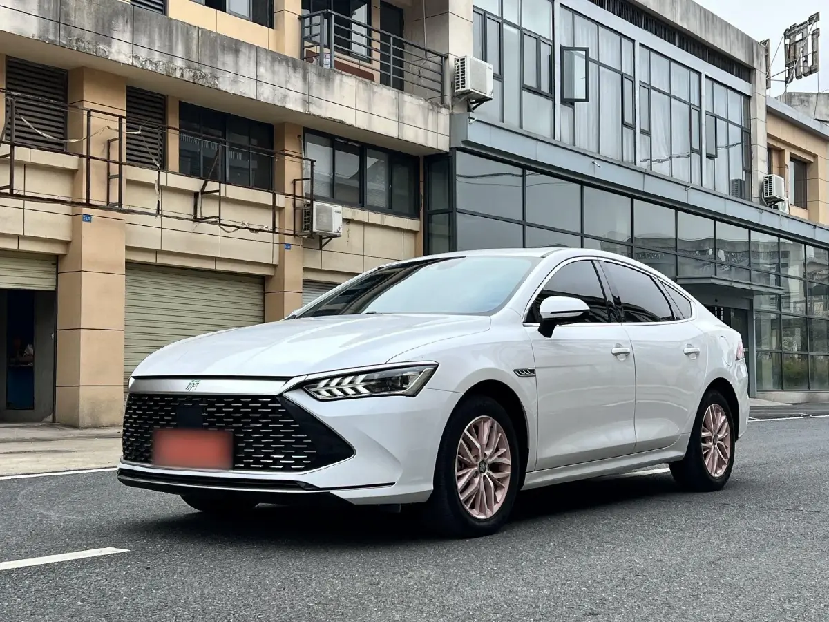 2021 BYD Qin Plus 1.5L 110HP L4 E-CVT PHEV 18.32KWH