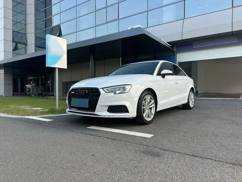 2017 Audi A3 1.4T 150HP L4 7DCT