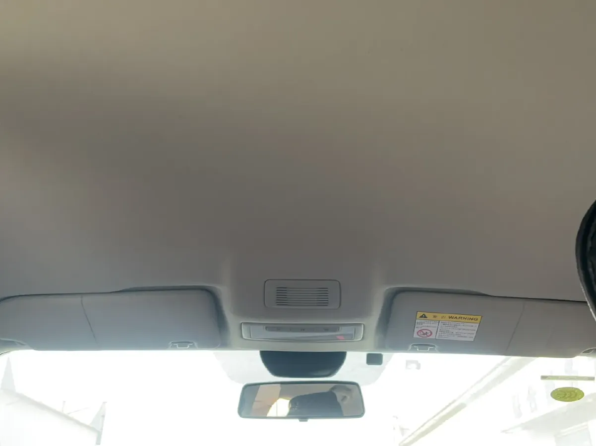 2021 MG 5 1.5L 120HP L4 5MT,autocango,china used car exporter,china ev exporter,chinese used car exporter,chinese used ev exporter