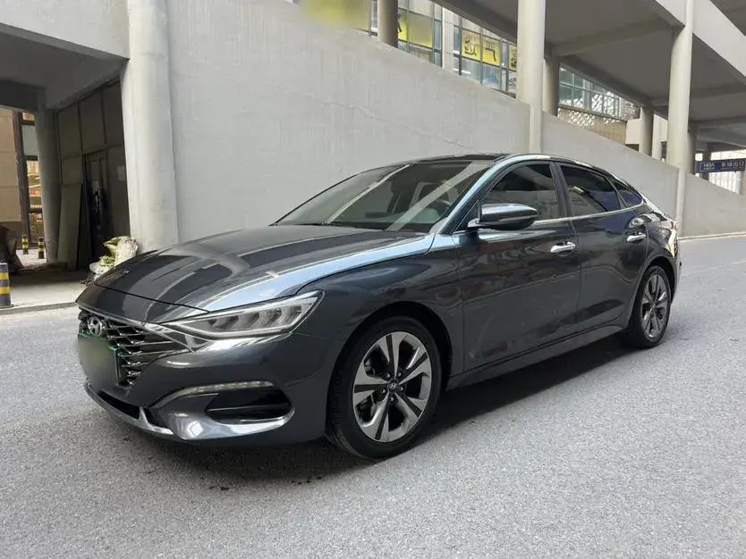 2019 Hyundai La Festa 1.6T 204HP L4 7DCT