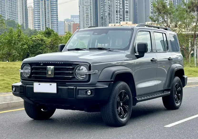 2023 Tank 300 2.0T 227HP L4 8AT