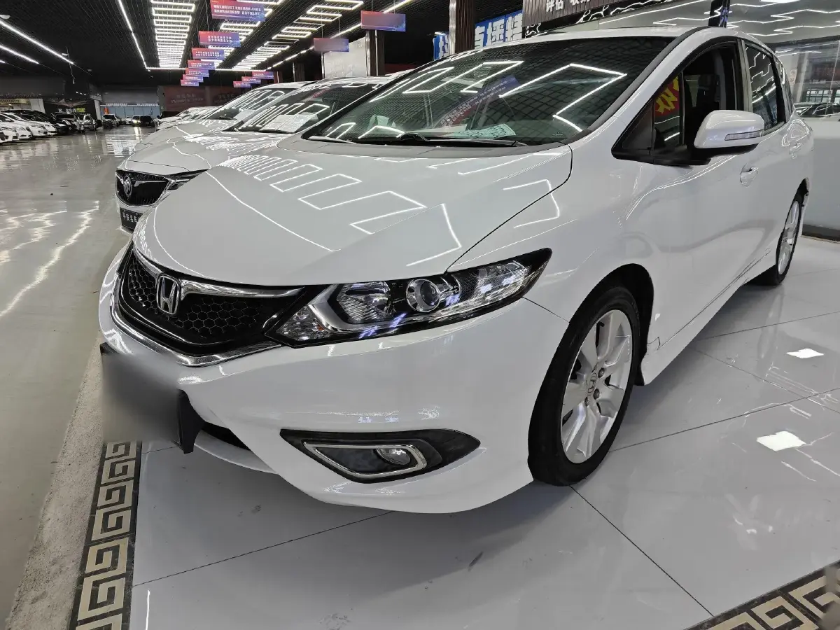 2016 Honda Jade 1.8L 141HP L4 5AT