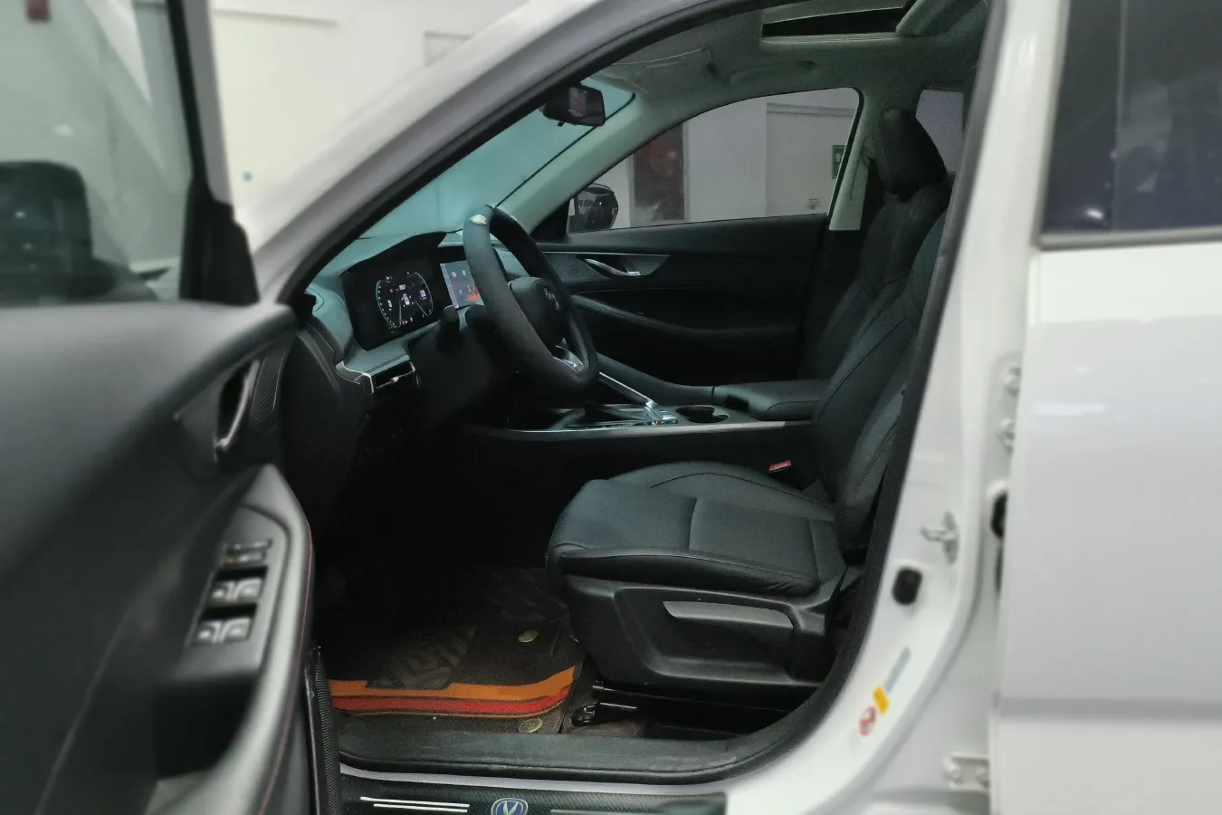 2021 ChangAn CS35 Plus 1.4T 160HP L4 7DCT,autocango,china used car exporter,china ev exporter,chinese used car exporter,chinese used ev exporter