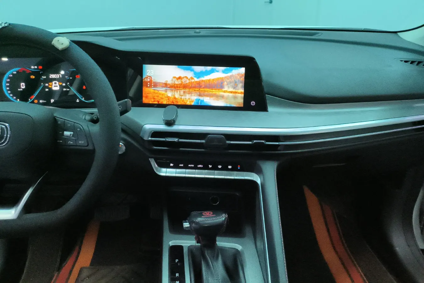 2021 ChangAn CS35 Plus 1.4T 160HP L4 7DCT,autocango,china used car exporter,china ev exporter,chinese used car exporter,chinese used ev exporter