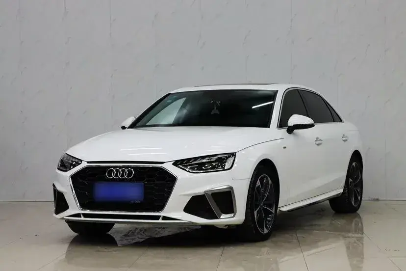2020 Audi A4L 2.0T 190HP L4 7DCT