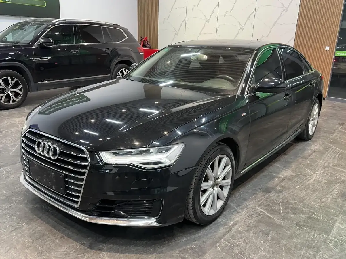2018 Audi A6L 1.8T 190HP L4 7DCT