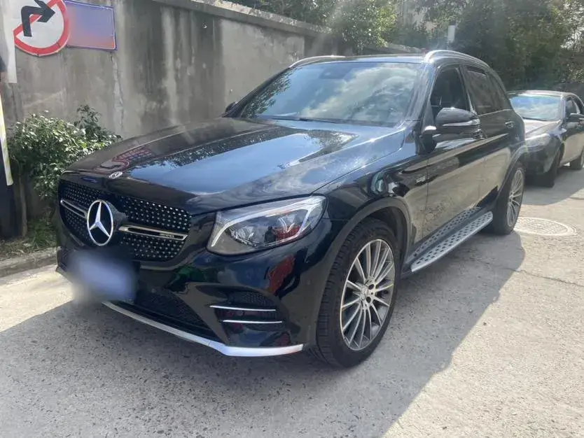 2017 Mercedes-Benz GLC AMG 3.0T 367HP V6 9AT