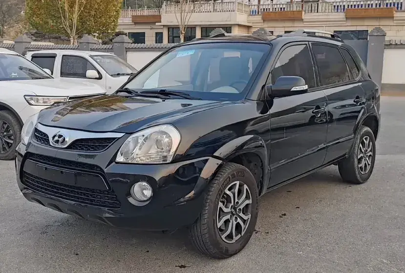 2013 Hyundai Tucson 2.0L 141HP L4 4AT