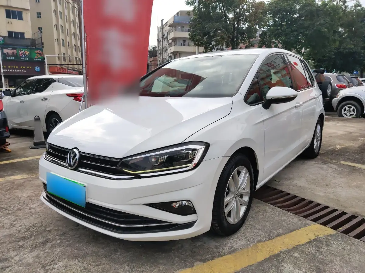 2019 Volkswagen Golf Sportsvan 1.6L 110HP L4 6AT