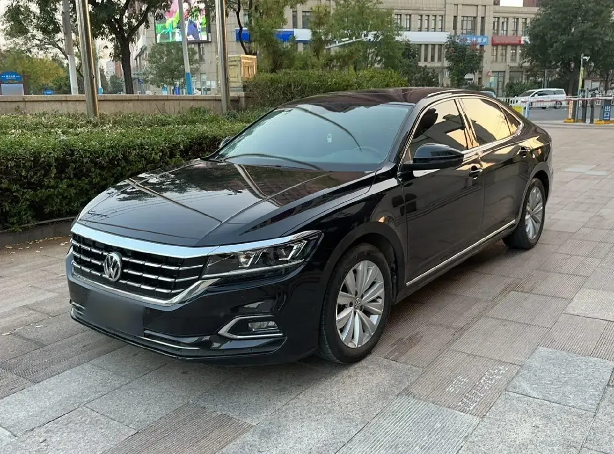 2019 Volkswagen Passat 1.4T 150HP L4 7DCT