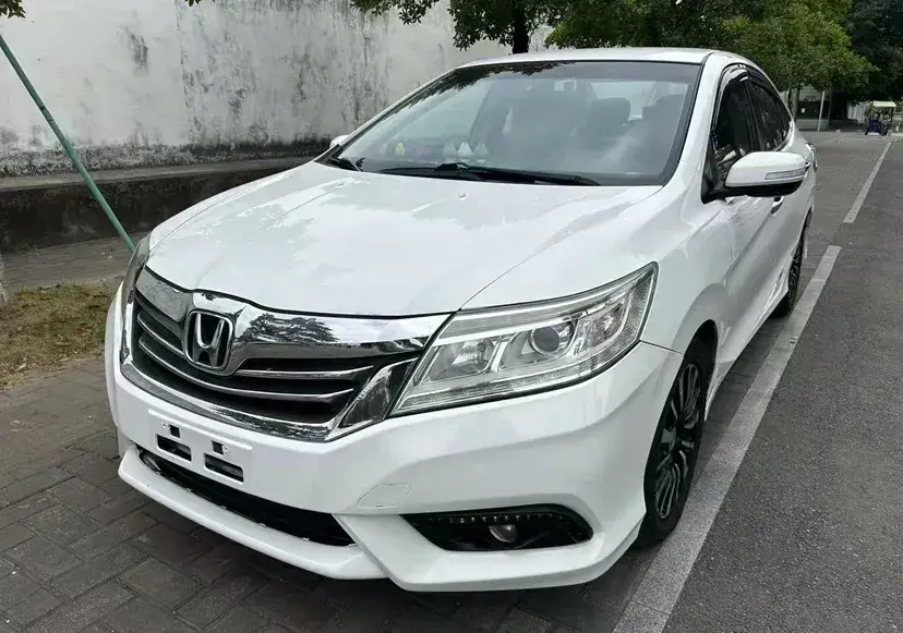 2013 Honda Crider 1.8L 139HP L4 5AT