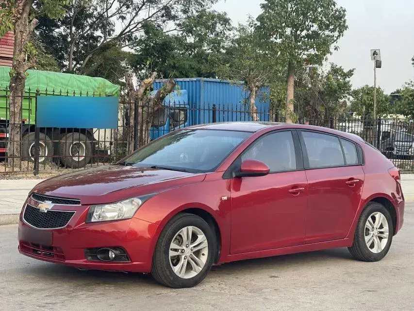 2015 Chevrolet Cruze 1.6L 121HP L4 6AT