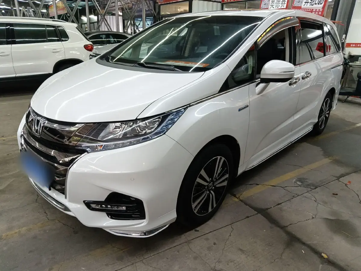 2021 Honda Odyssey 2.0L 146HP L4 E-CVT Hybrid