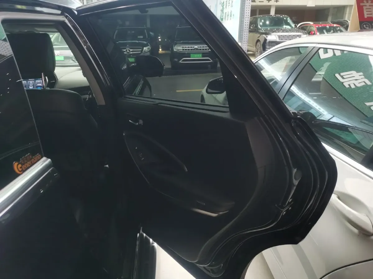 2013 Hyundai Grand SantaFe 3.0L 264HP V6 6AT,autocango,china used car exporter,china ev exporter,chinese used car exporter,chinese used ev exporter